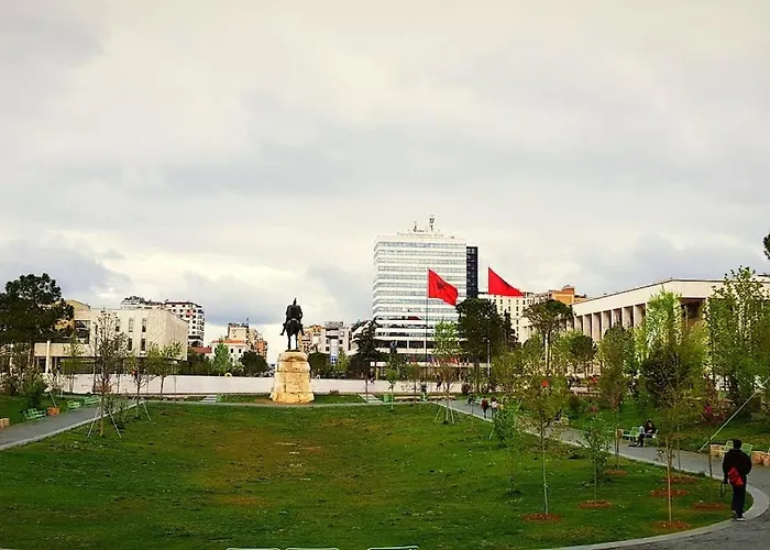 Views Blloku - Center Apartman Tirana